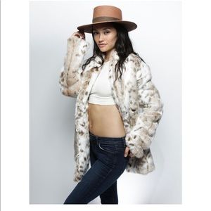 Faux Fur white leopard coat